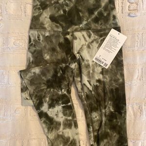 Lululemon tye dye leggings